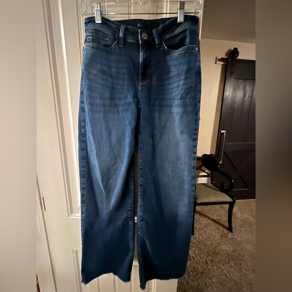 J Jill Denim Wide Leg Crop Jean, raw hem, size 4 - Picture 1 of 6